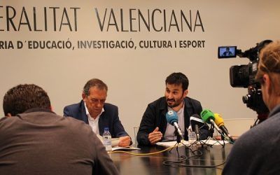 La Conselleria presenta el futur Programa Plurilingüe