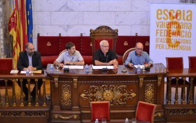 El Voluntariat pel Valencià s’implanta a l’Ajuntament de València